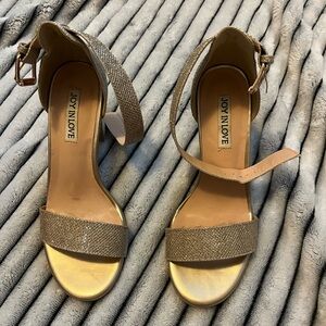 Joy in Love (7) Gold Sandals